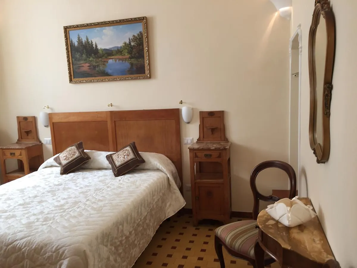 Casalbergo Siena 0*,  Italy