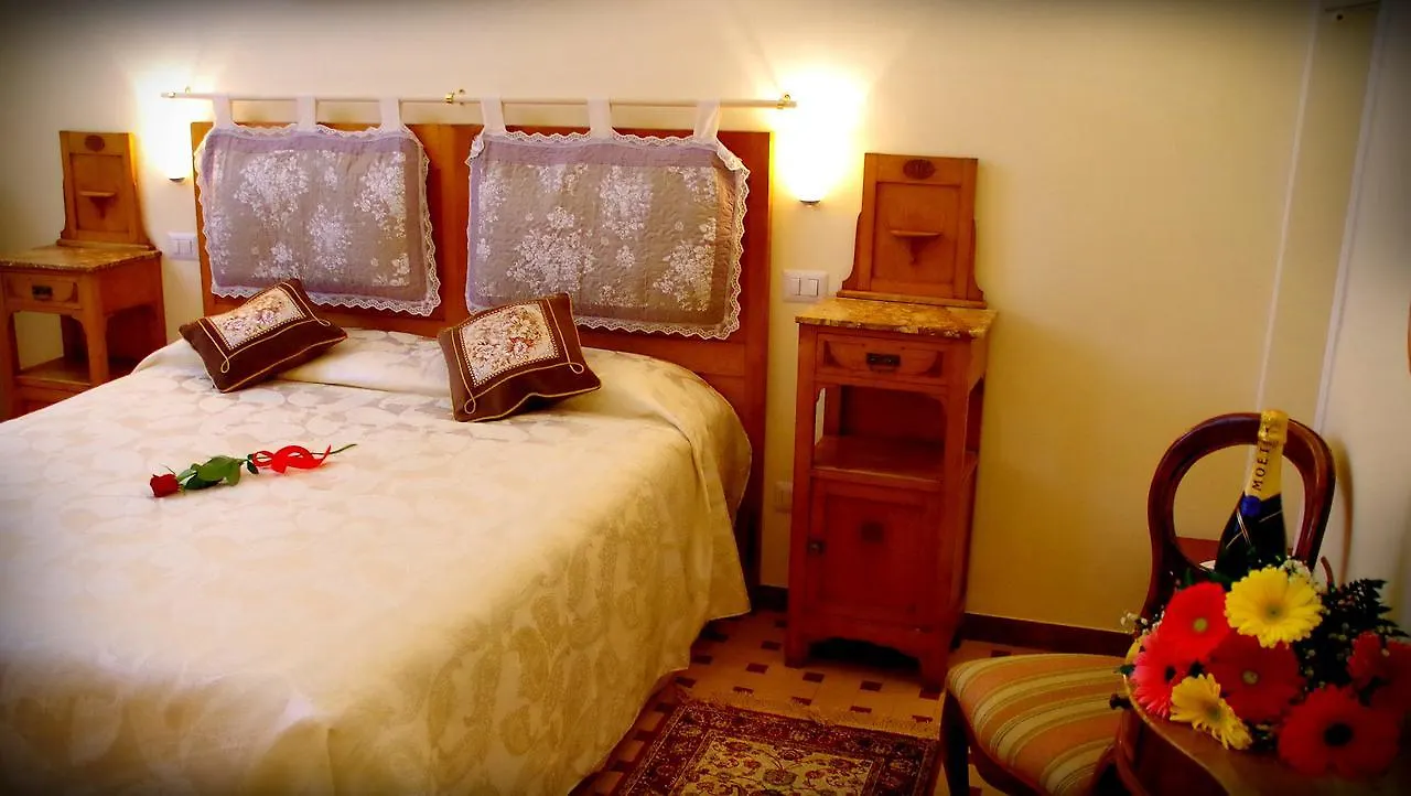 Bed & Breakfast Casalbergo Siena Italy
